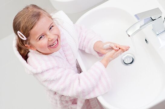 Pour vous protéger de l'infection par les vers, vous devez vous laver les mains
